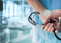 Медичне страхування для подорожей: на що звернути увагу